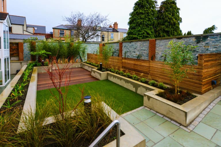 PREMIER SUITES PLUS Dublin Ballsbridge garden