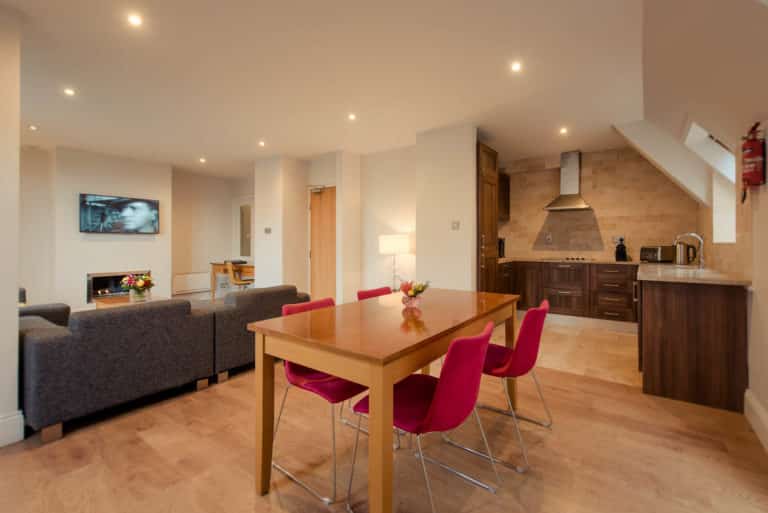 PREMIER SUITES PLUS Dublin Leeson Street penthouse in Dublin